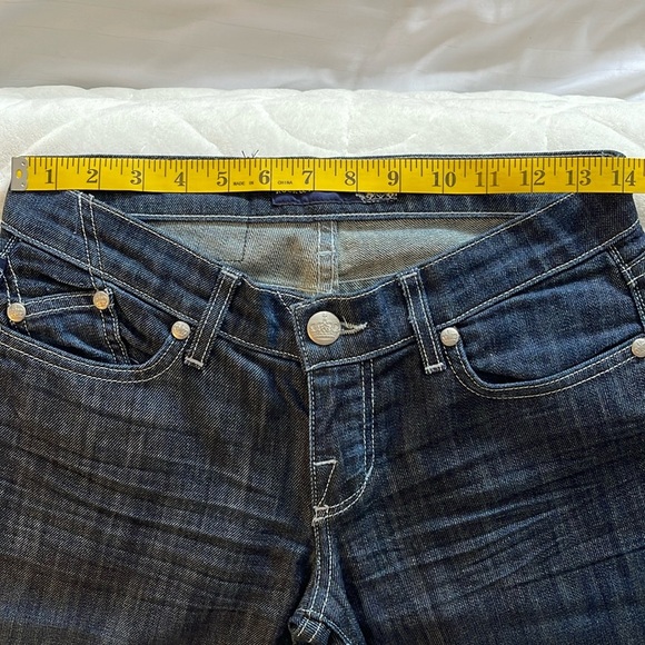 Rock & Republic Denim Jeans measurements in images - Picture 11 of 15